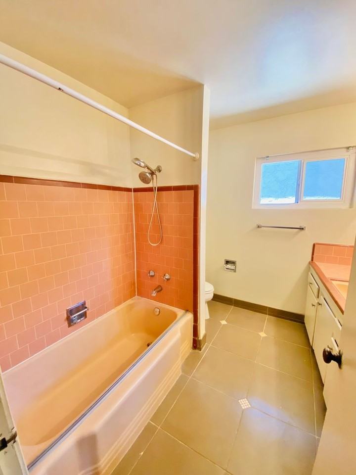 502 W Sacramento Ave - Photo 7 of 9
