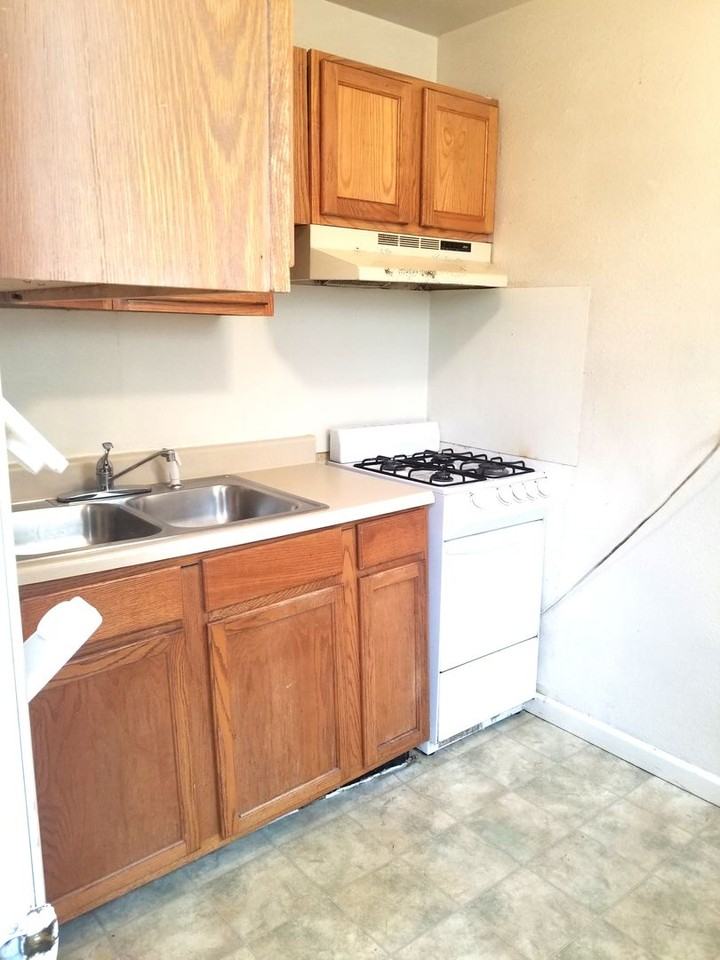 (819 16th Street) - Photo 4 of 50