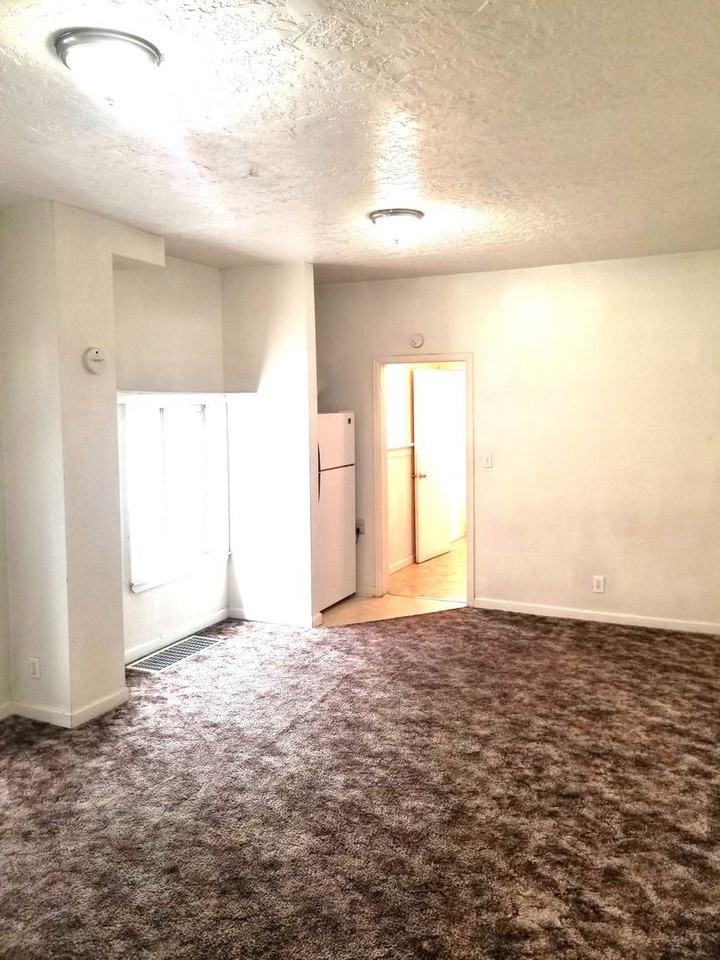 (819 16th Street) - Photo 6 of 50