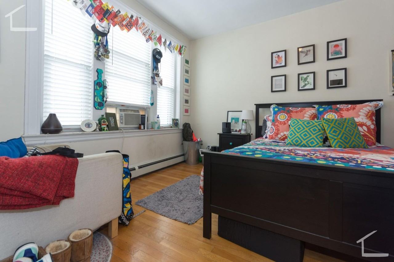 68 Babcock Street - Photo 2 of 9