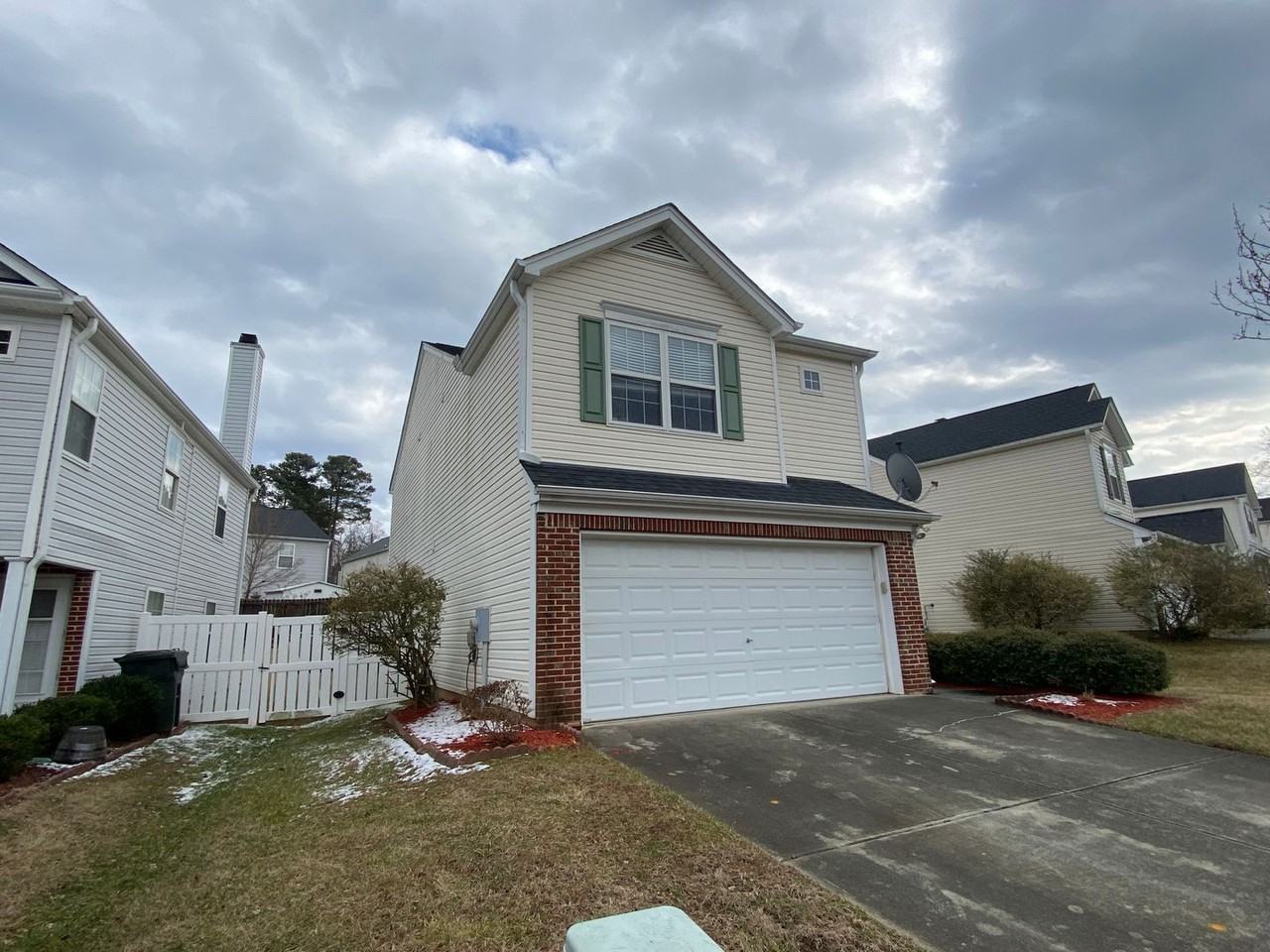 9829 Treymore Dr - Photo 3 of 29