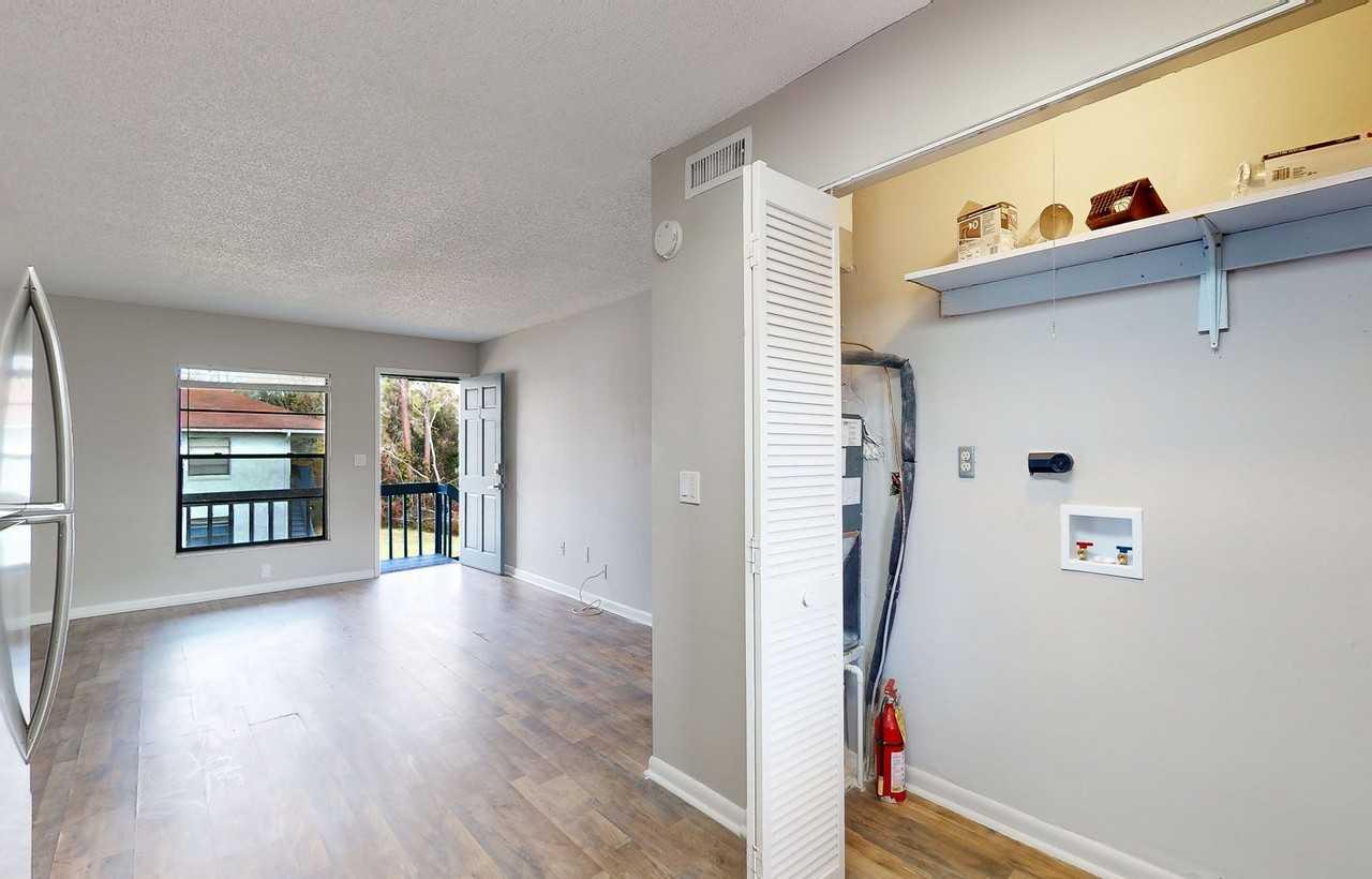 7080 Wiley Rd - Photo 6 of 18