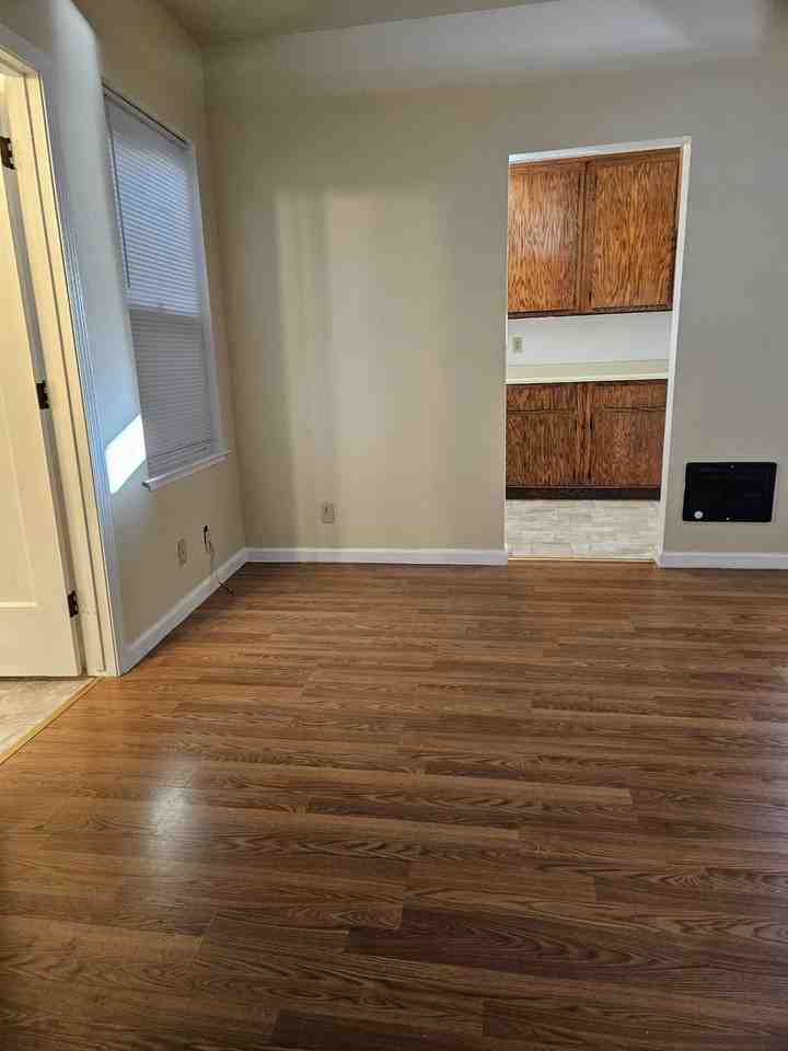 142 South Washington Street - Photo 2 of 5