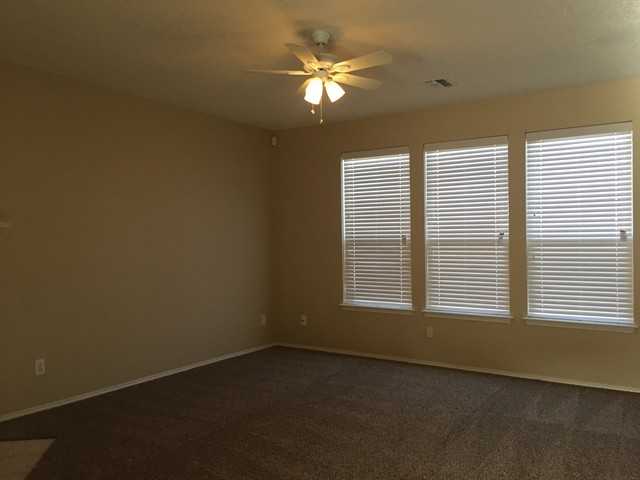 244 Lincoln Ln - Photo 2 of 19