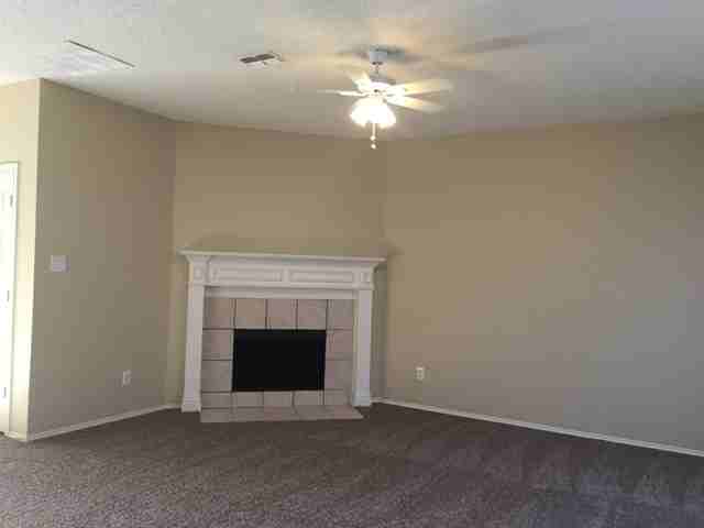 244 Lincoln Ln - Photo 3 of 19