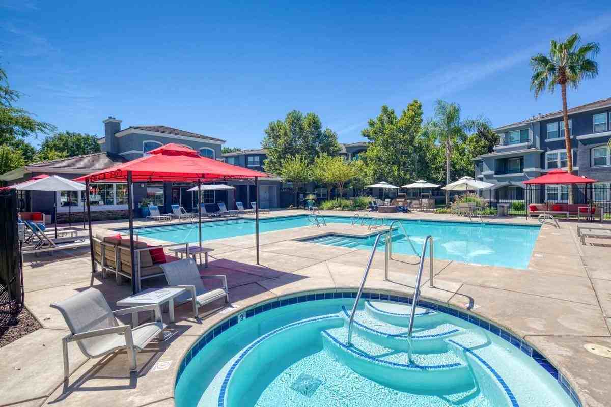 3351 Duckhorn Dr - Photo 4 of 29