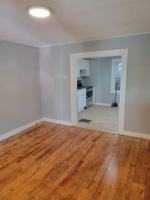 featured image of 427 Hanover St