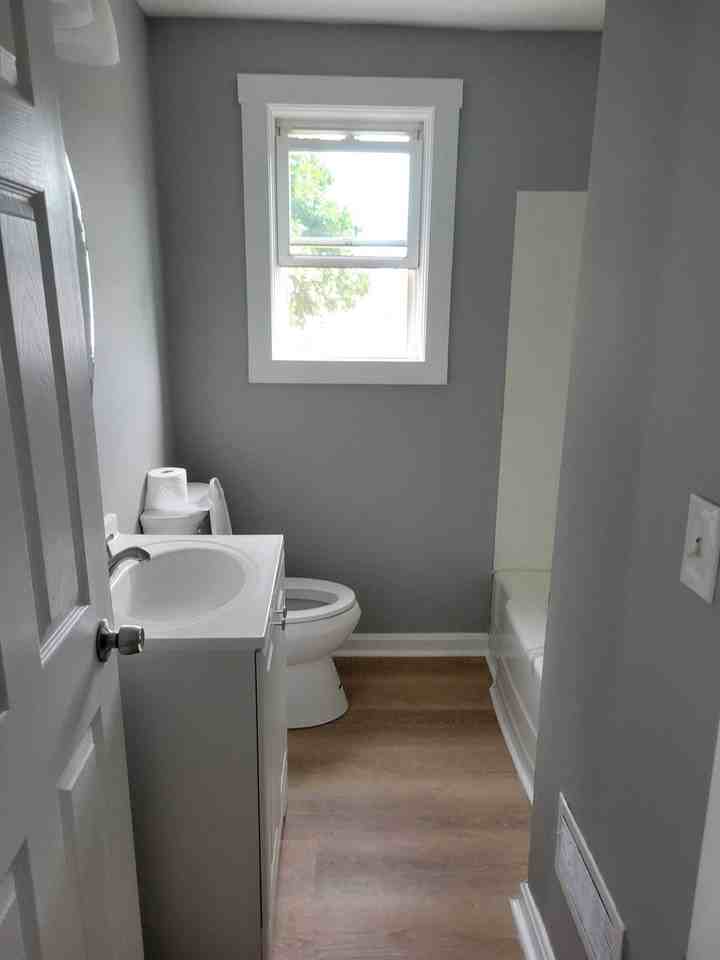 427 Hanover Street - Photo 4 of 10