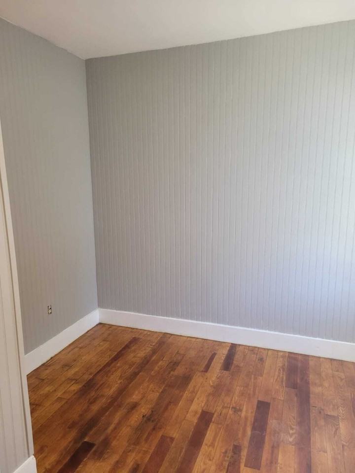 427 Hanover Street - Photo 5 of 10