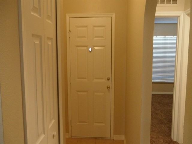 390 Lake Hill Pl - Photo 3 of 12