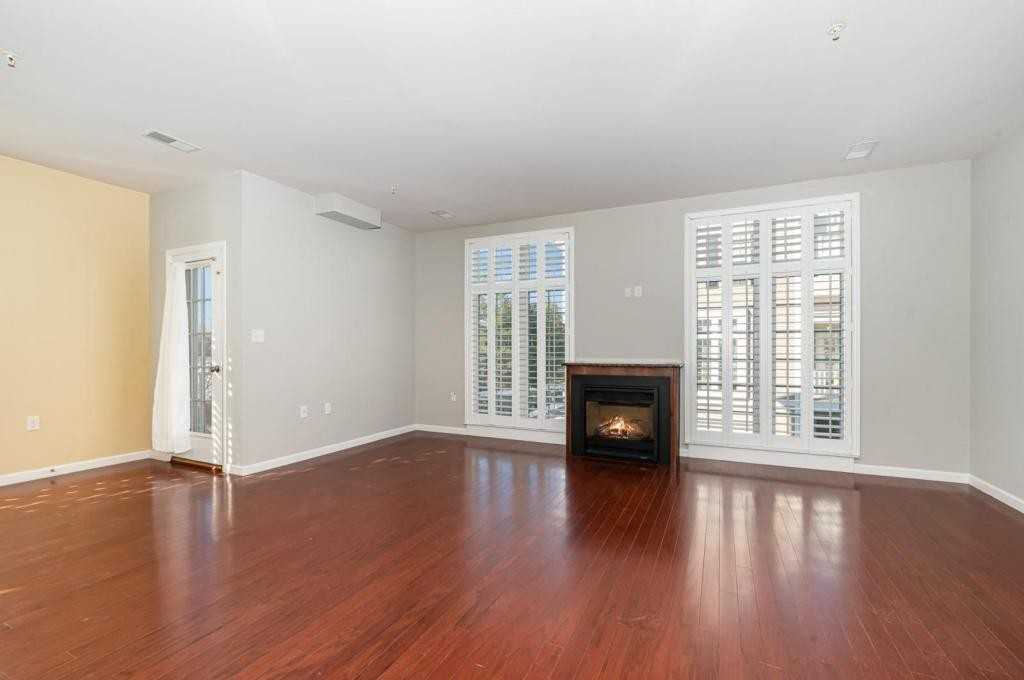 3029 Meridian Cmns Unit H - Photo 5 of 17