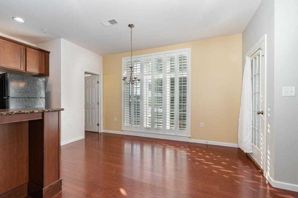 3029 Meridian Cmns Unit H - Photo 7 of 17