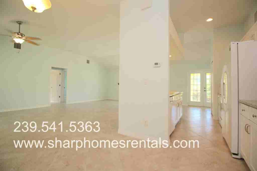 11693 Oakland Dr - Photo 3 of 24