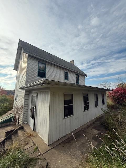 1625 6th Ave - Photo 3 of 17