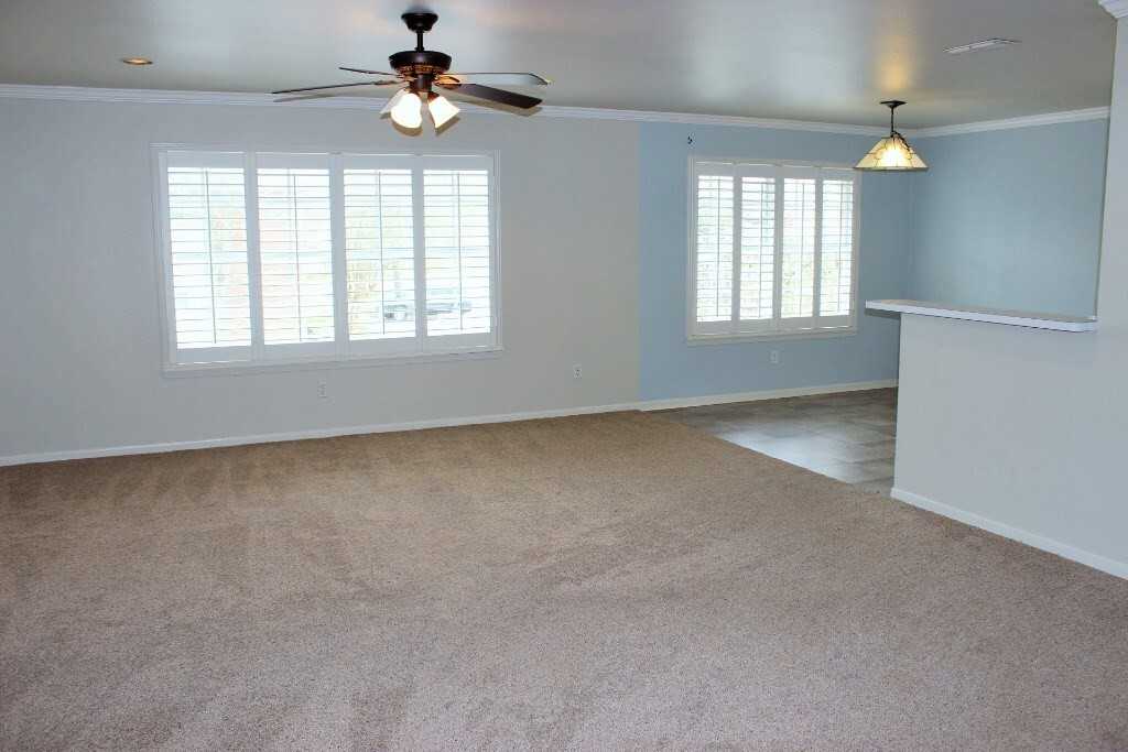 347 Stone Hill Dr #4 - Photo 2 of 13