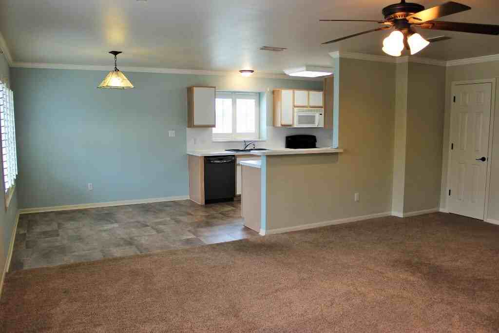 347 Stone Hill Dr #4 - Photo 2 of 13