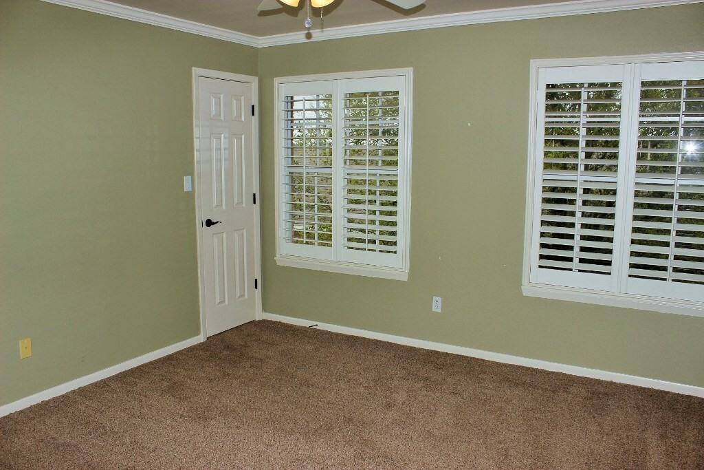 347 Stone Hill Dr #4 - Photo 7 of 13