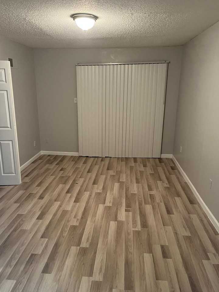 6449 Kirby Trees Dr #1 - Photo 7 of 22