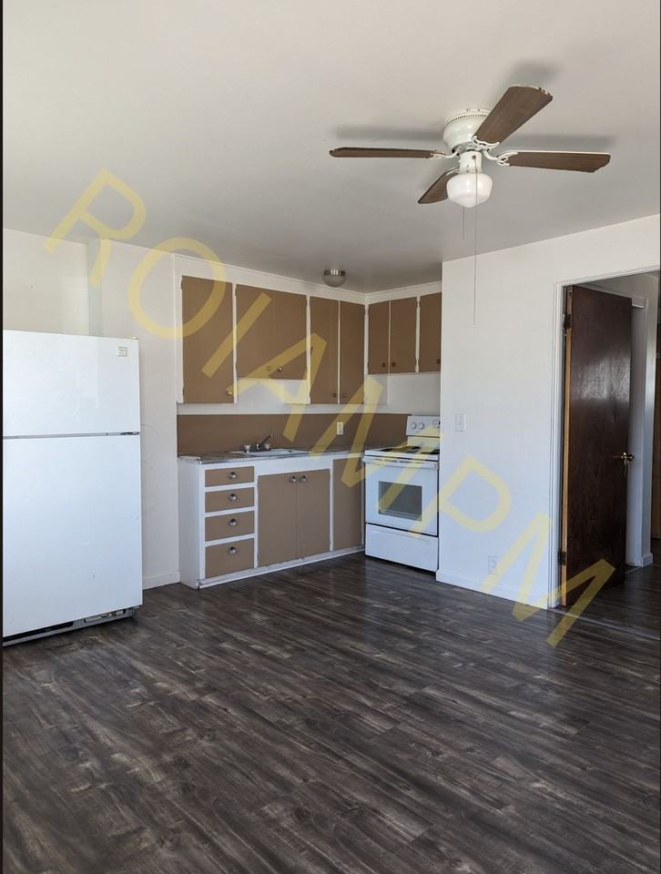 117 Main St - Photo 2 of 6