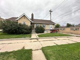 featured image of 2815 Central Ave Apt 4 #Apt 4