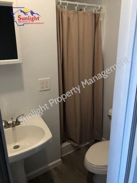 403 E Main St - Photo 4 of 5