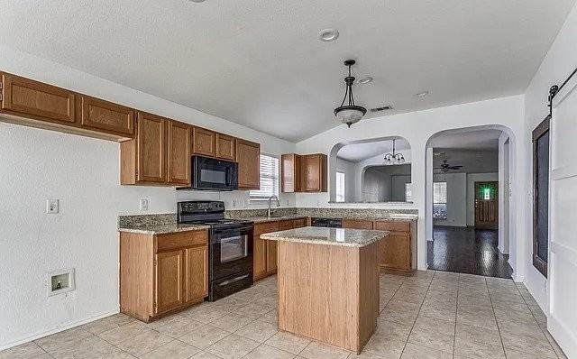 1222 Cougar Country - Photo 6 of 12