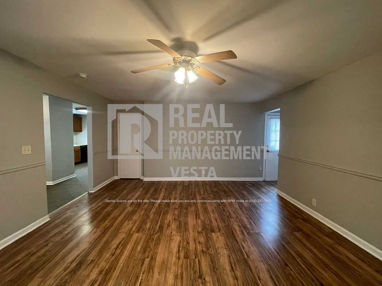 203 Larry Dr - Photo 3 of 18