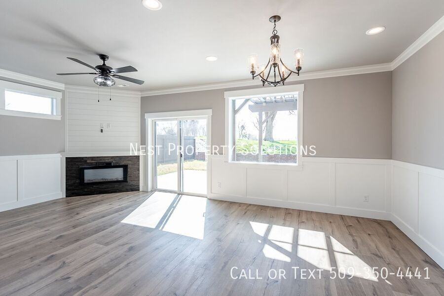 1331 Nanto Rd Ne #A - Photo 6 of 40