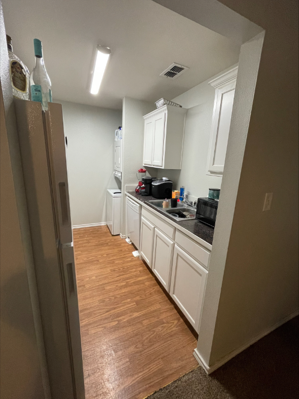 852 W Vanderbilt St #1202 - Photo 6 of 13