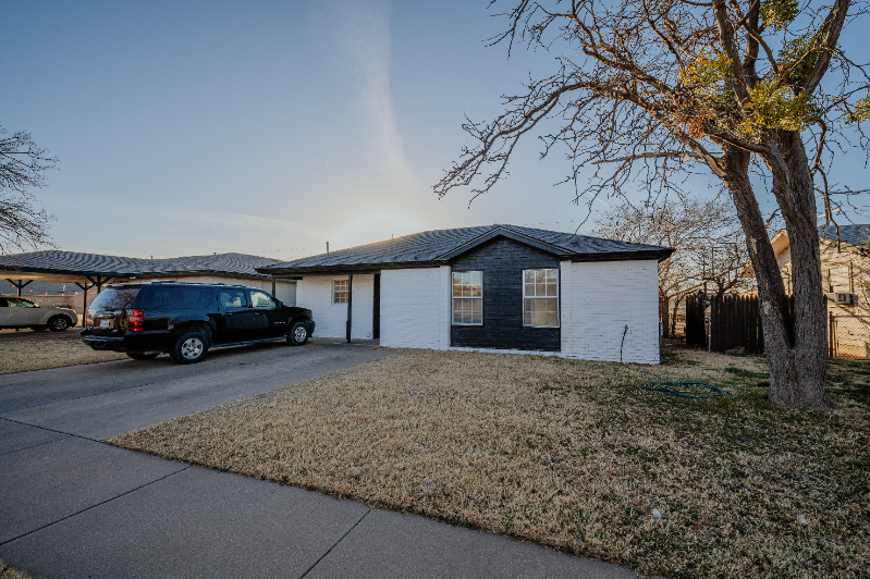 2408 Birch Ave - Photo 2 of 20