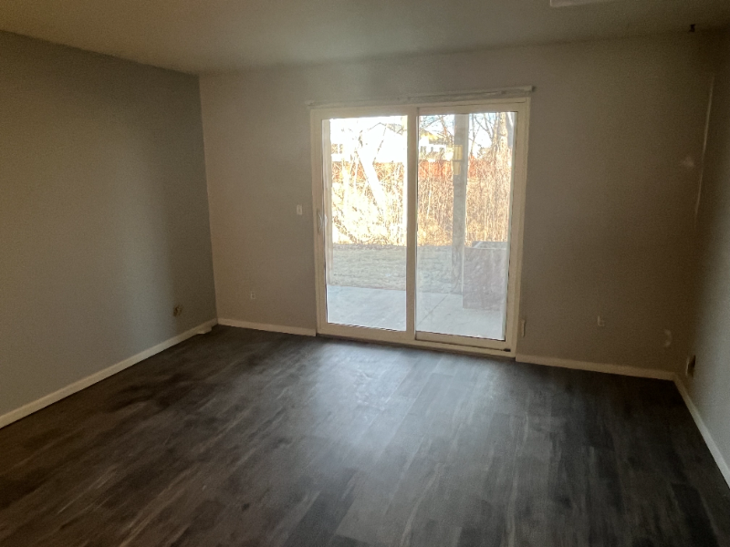 1720 Nw Pine Rd - Photo 3 of 9