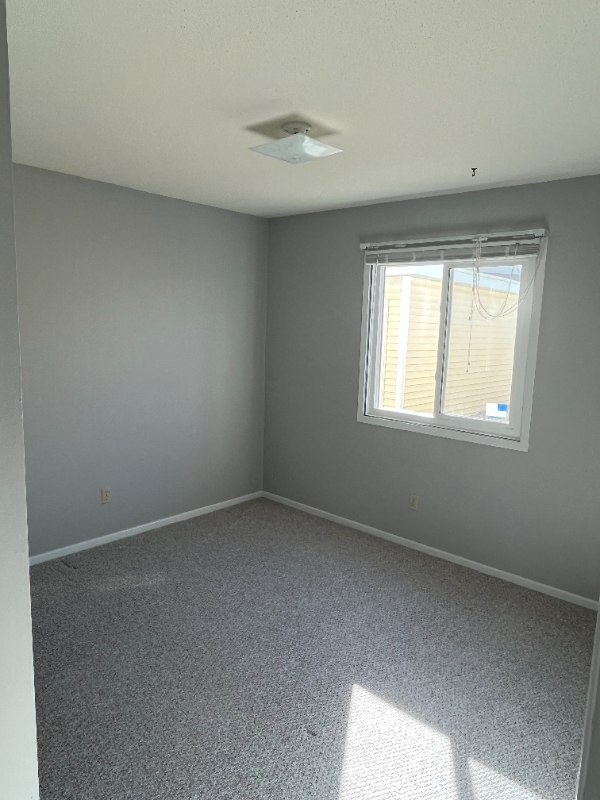 1720 Nw Pine Rd - Photo 5 of 9