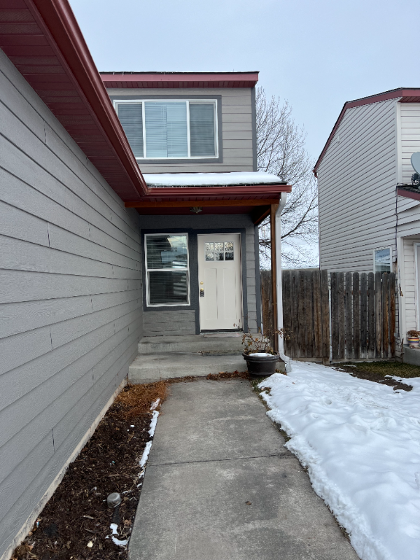 1993 Greatview Dr - Photo 3 of 9