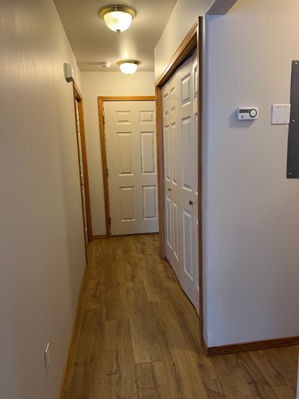 1993 Greatview Dr - Photo 7 of 9