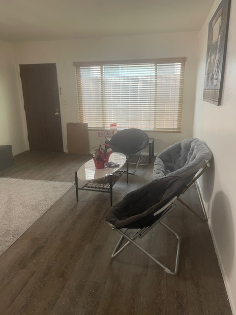 1629 Franklin St - Photo 4 of 9