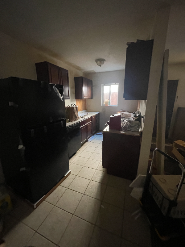 1629 Franklin St - Photo 6 of 9