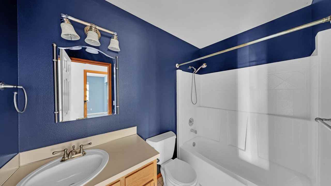 713 Sw Puffin St - Photo 6 of 11