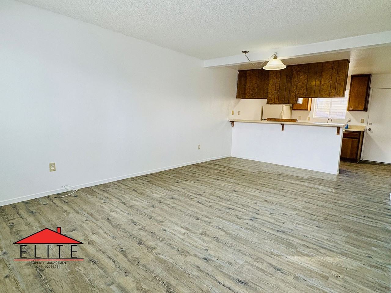 121 N Gateway Blvd #30 - Photo 5 of 20