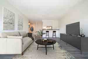 featured image of 5757 University Ave