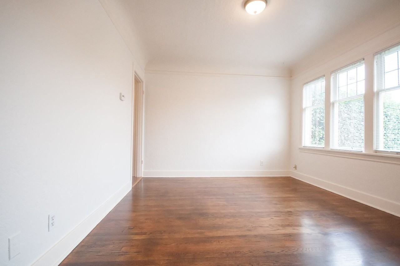 2308 Minor Ave E (112) - Photo 5 of 5