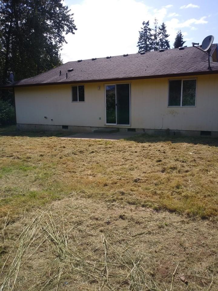 1108 S 11th Ave - Photo 3 of 13