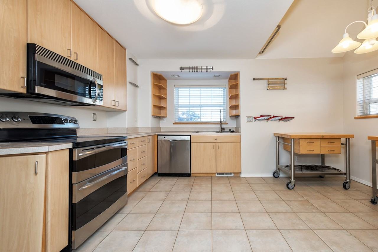 1229 W 6th Ave - Photo 2 of 17