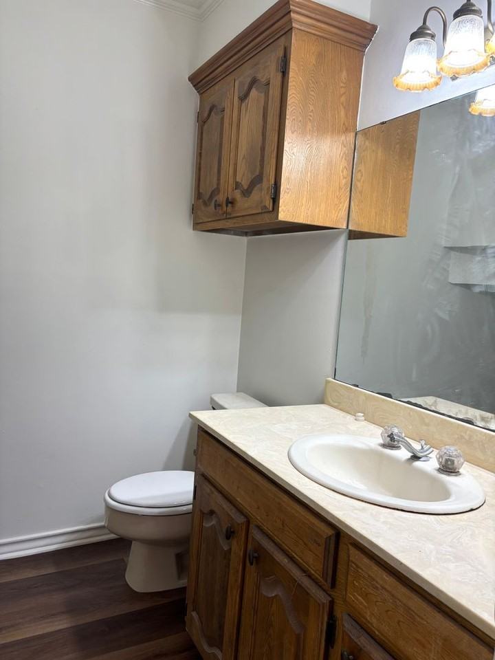 6222 Gould Pl - Photo 7 of 16