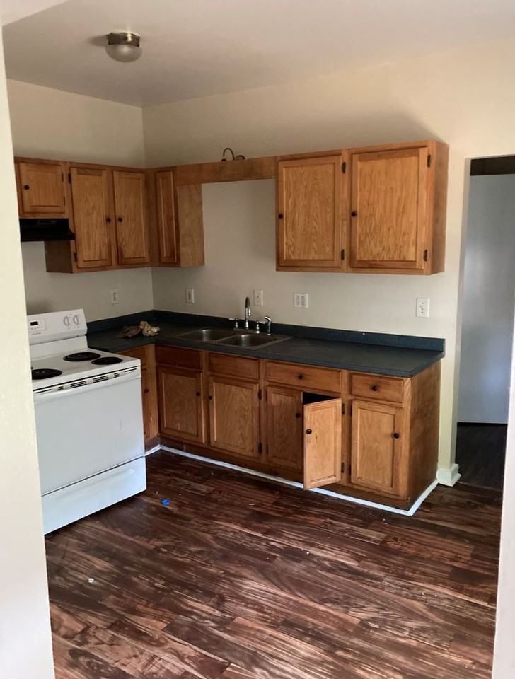 2204 Valmar St - Photo 3 of 4