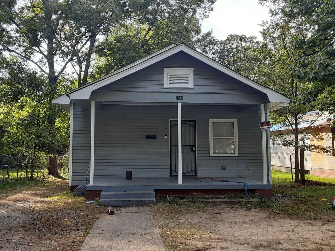 2204 Valmar St - Photo 4 of 4