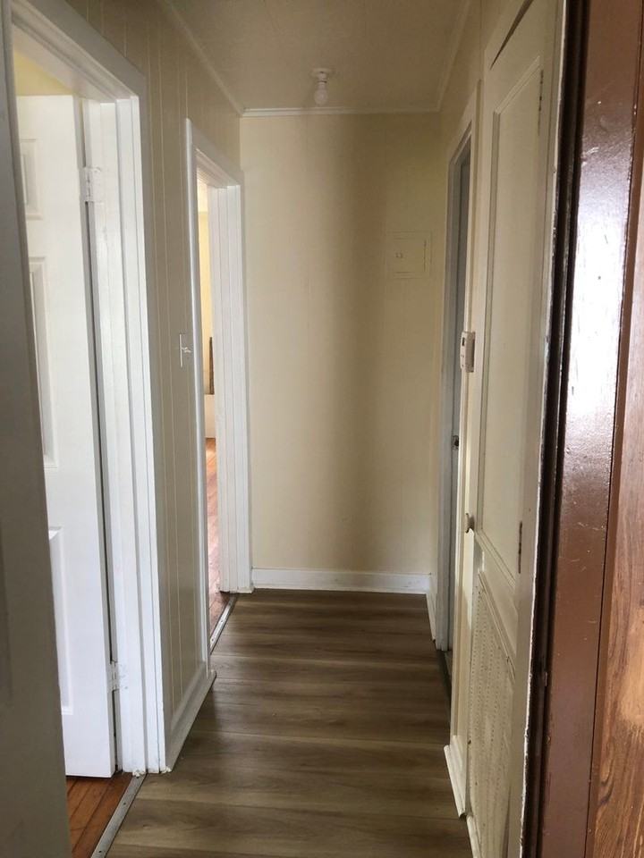 1509 W 36th St - Photo 4 of 20