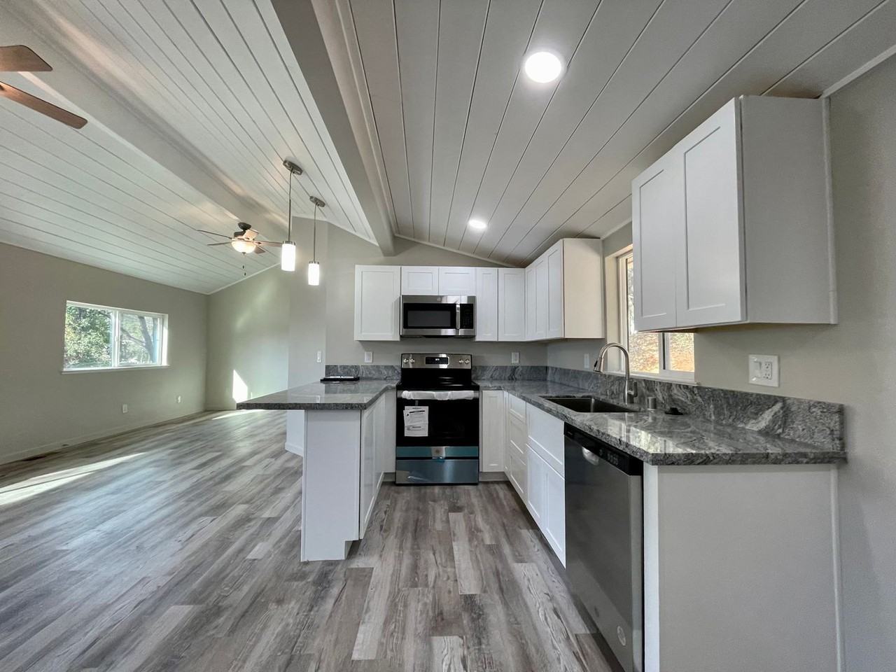 12909 La Barr Meadows Rd - Photo 5 of 15