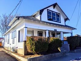 featured image of 217 Sw 3rd St