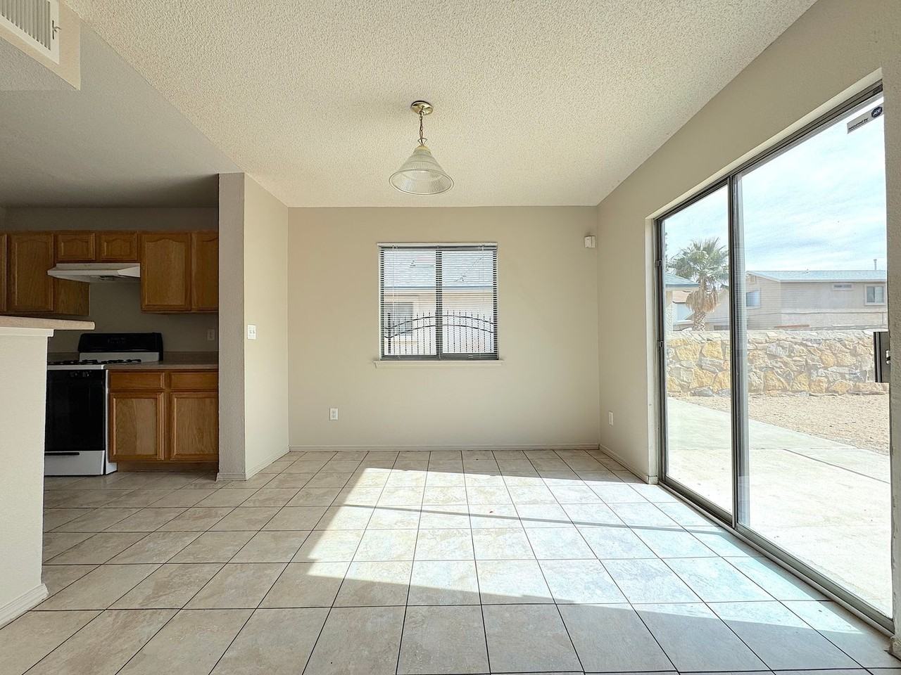 14064 Tierra Halcon Dr - Photo 7 of 27