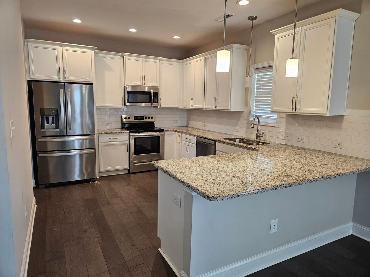 270 Old Montague Way - Photo 4 of 15